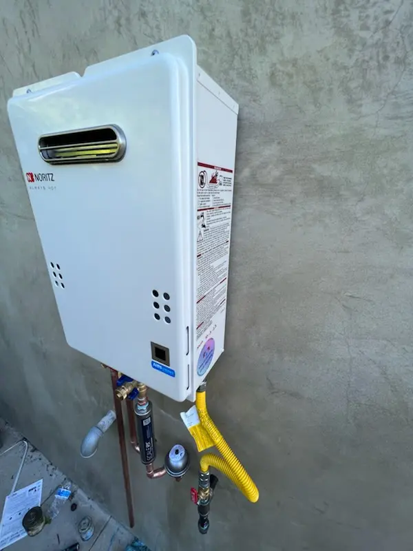 Tankless water heater installation for Pin Oak Estates homes
